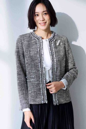 fashion special | 上品に華やぐラインデザインブローチ