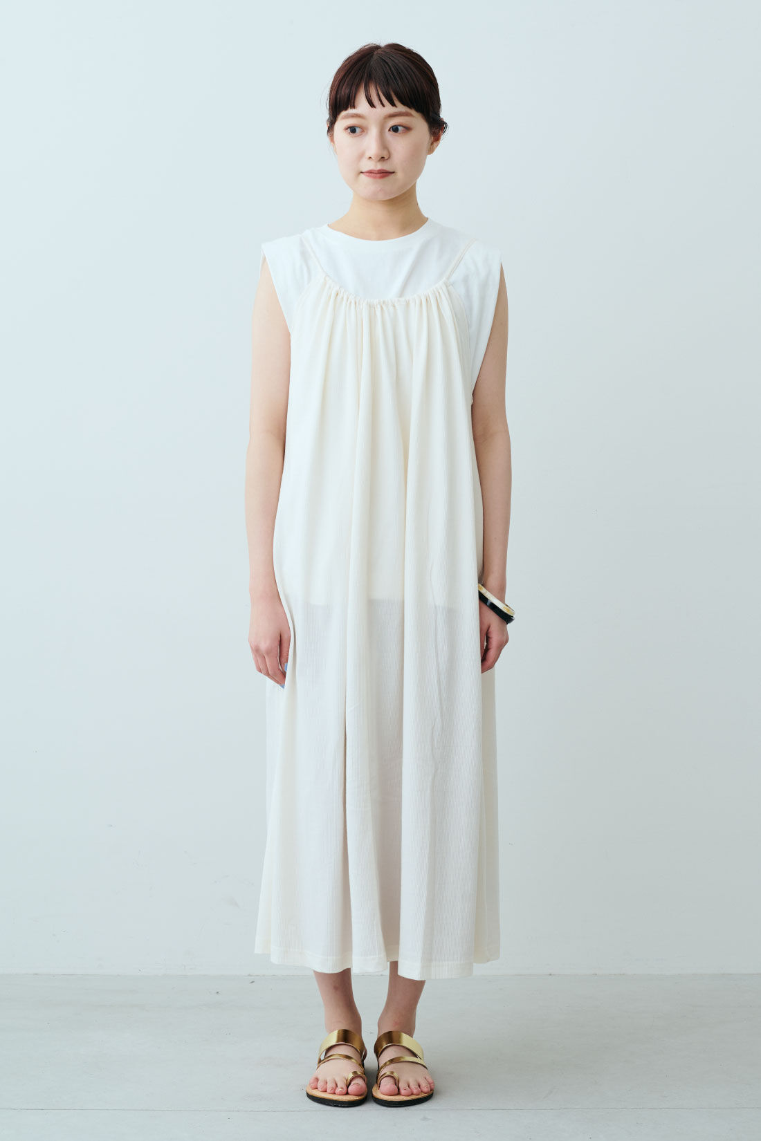 fashion special|【WEB限定・特急便】　Lee CAMISOLE DRESS|2：オフホワイト　モデル身長：163cm（ペチコートを着用しています）
