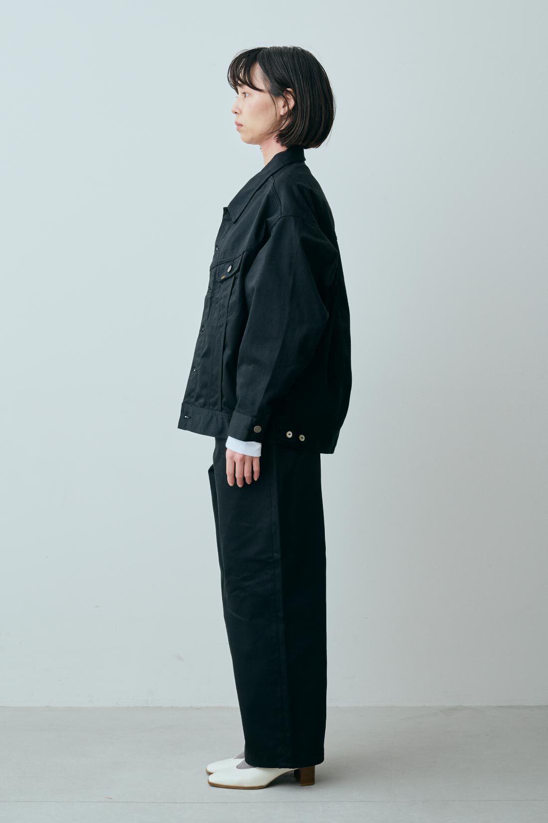 ファッションスペシャル|【WEB限定・特急便】　Lee スーパーサイズパンツ|2：ブラック　モデル身長：168cm