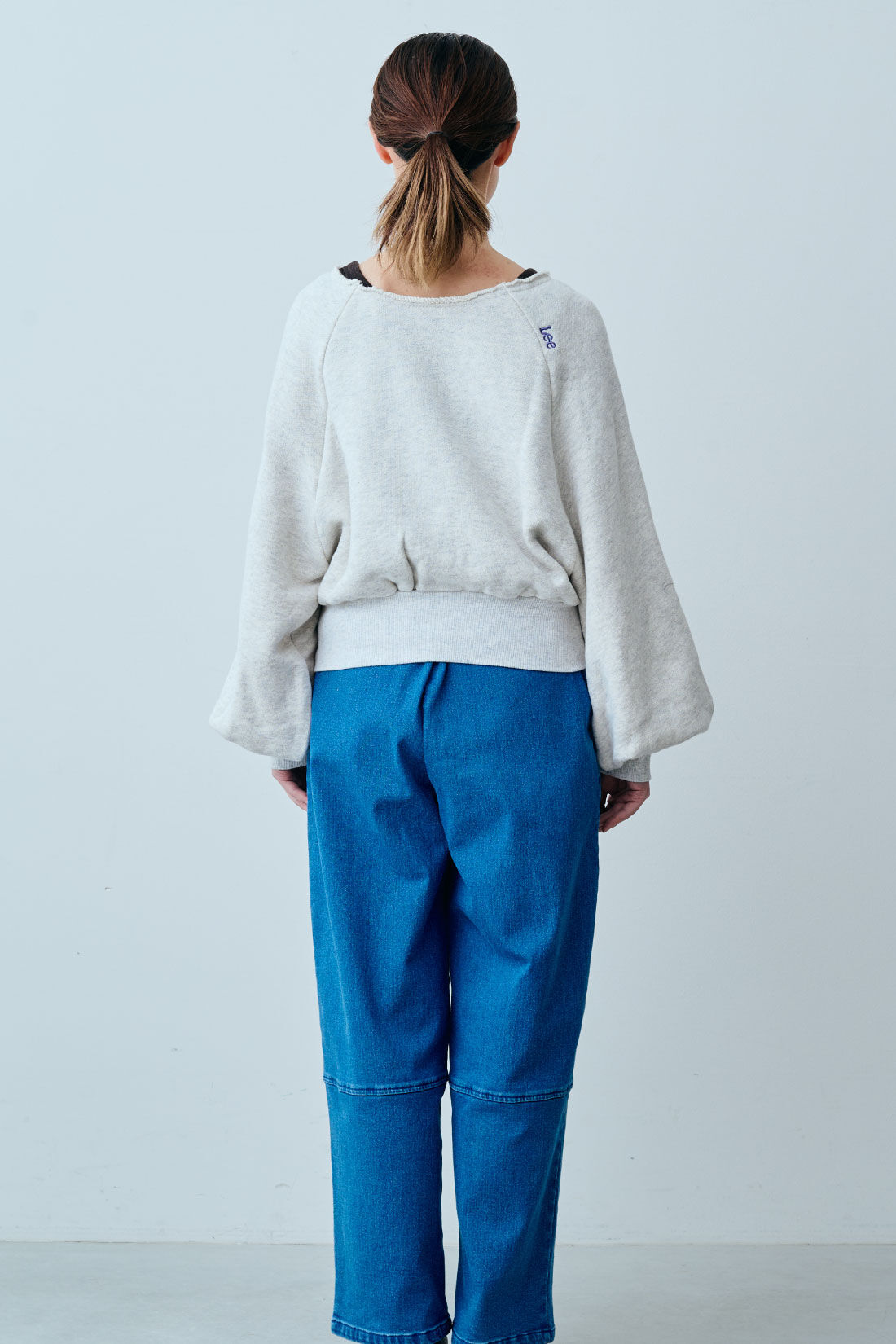 ExpressBOX|【WEB限定・特急便】　LEE RAGLAN SWEAT|1：グレー　モデル身長：160cm