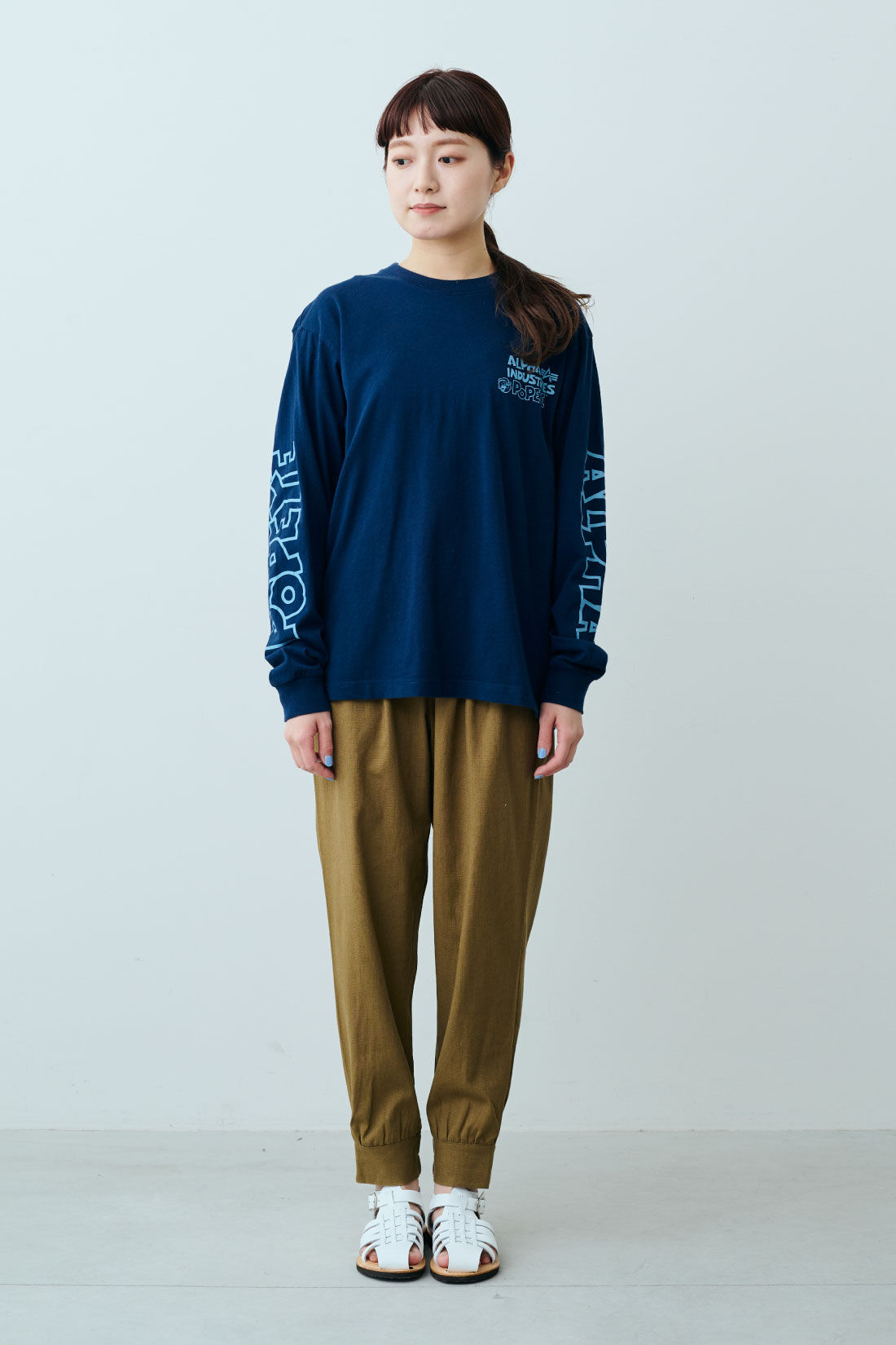 ファッションスペシャル|【WEB限定・特急便】　POPEYE（TM）×ALPHA バックプリントTシャツ|1：ネイビー　モデル身長：163cm