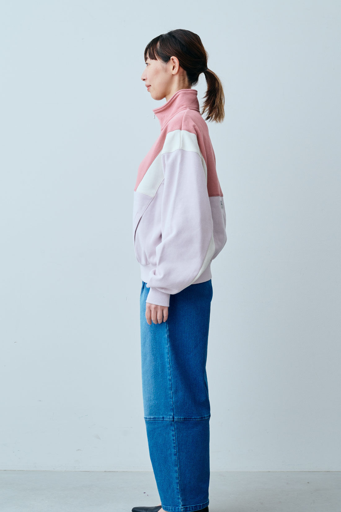 fashion special|【WEB限定・特急便】　LEE HALF-ZIP SPORTS SWEAT|3：パープル　モデル身長：160cm