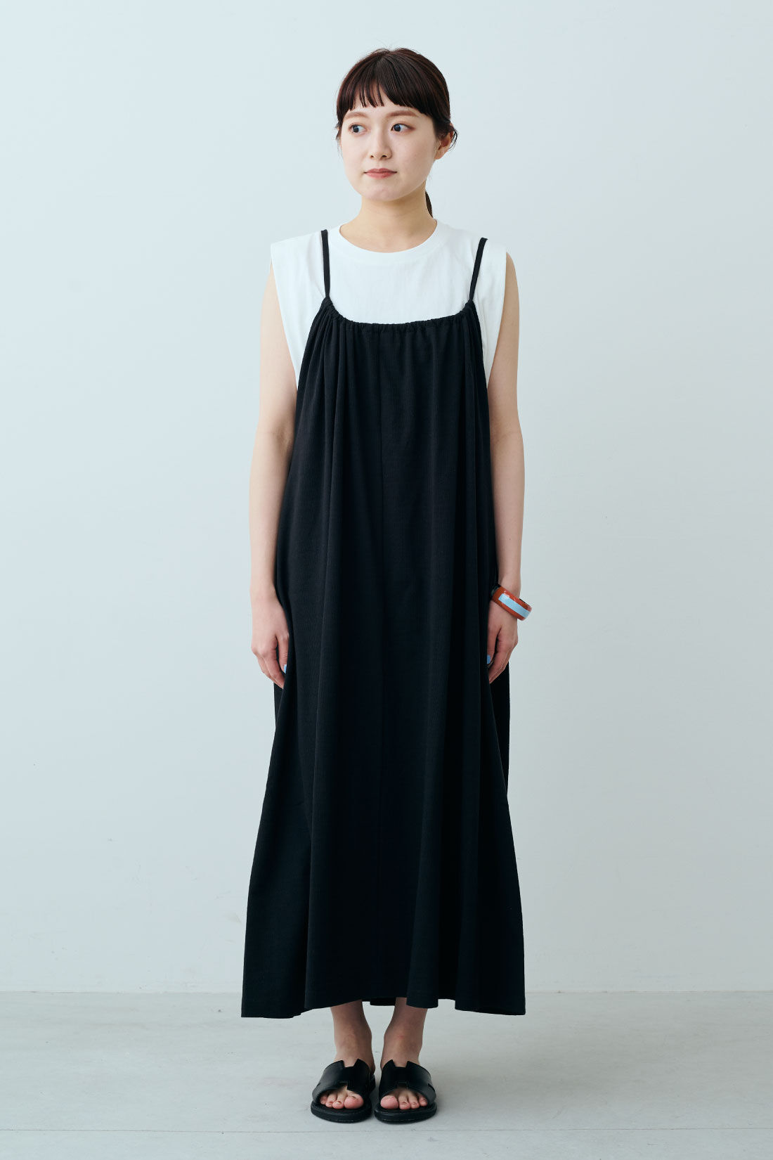 ファッションスペシャル|【WEB限定・特急便】　Lee CAMISOLE DRESS|3：ブラック　モデル身長：163cm