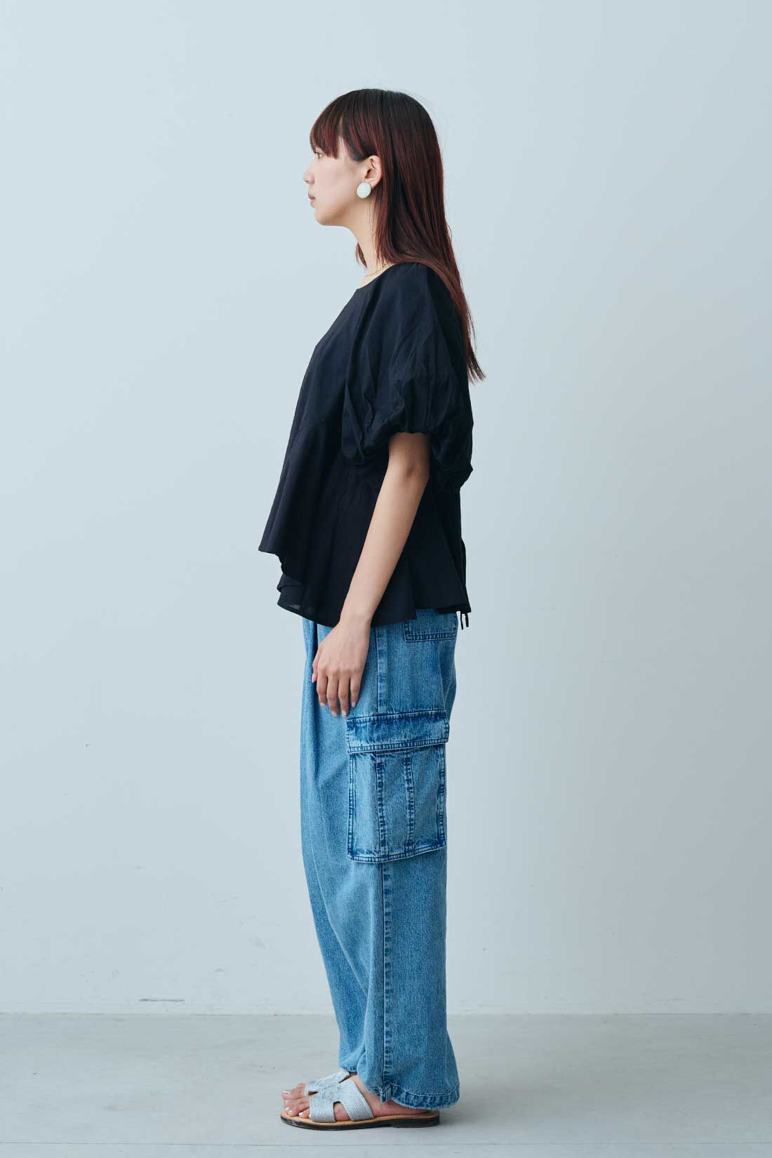 fashion special|【WEB限定・特急便】MEDE19F 〈SELECT〉AAYUSHI　コットンスラブパフスリーブブラウス|2：ブラック・モデル身長：163cm