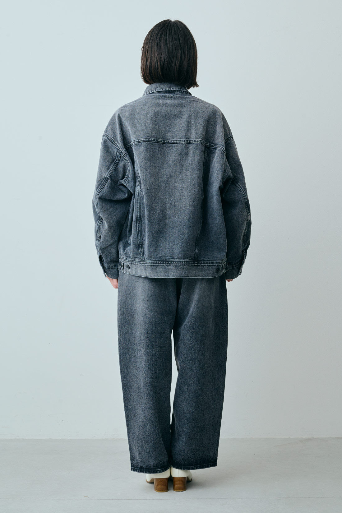 fashion special|【WEB限定・特急便】　Lee スーパーサイズライダースジャケット|3：ブラックユーズド　モデル身長：168cm
