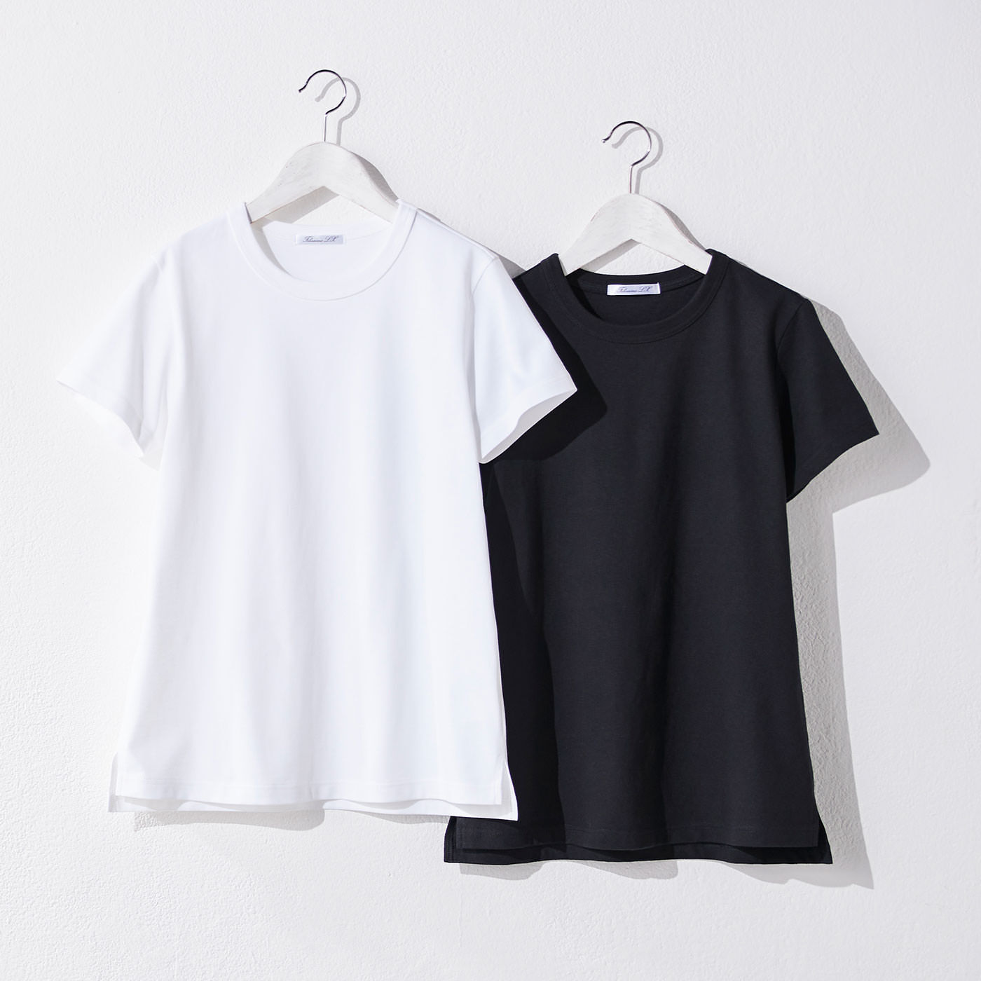 FelissimoLX|LX　大人の今が輝く　理想のTシャツ PARTⅡ（ホワイト）|美しさときちんと感が同居する大人のためのＴシャツ。白と黒を持っているとスタイリングの幅も広がります。
