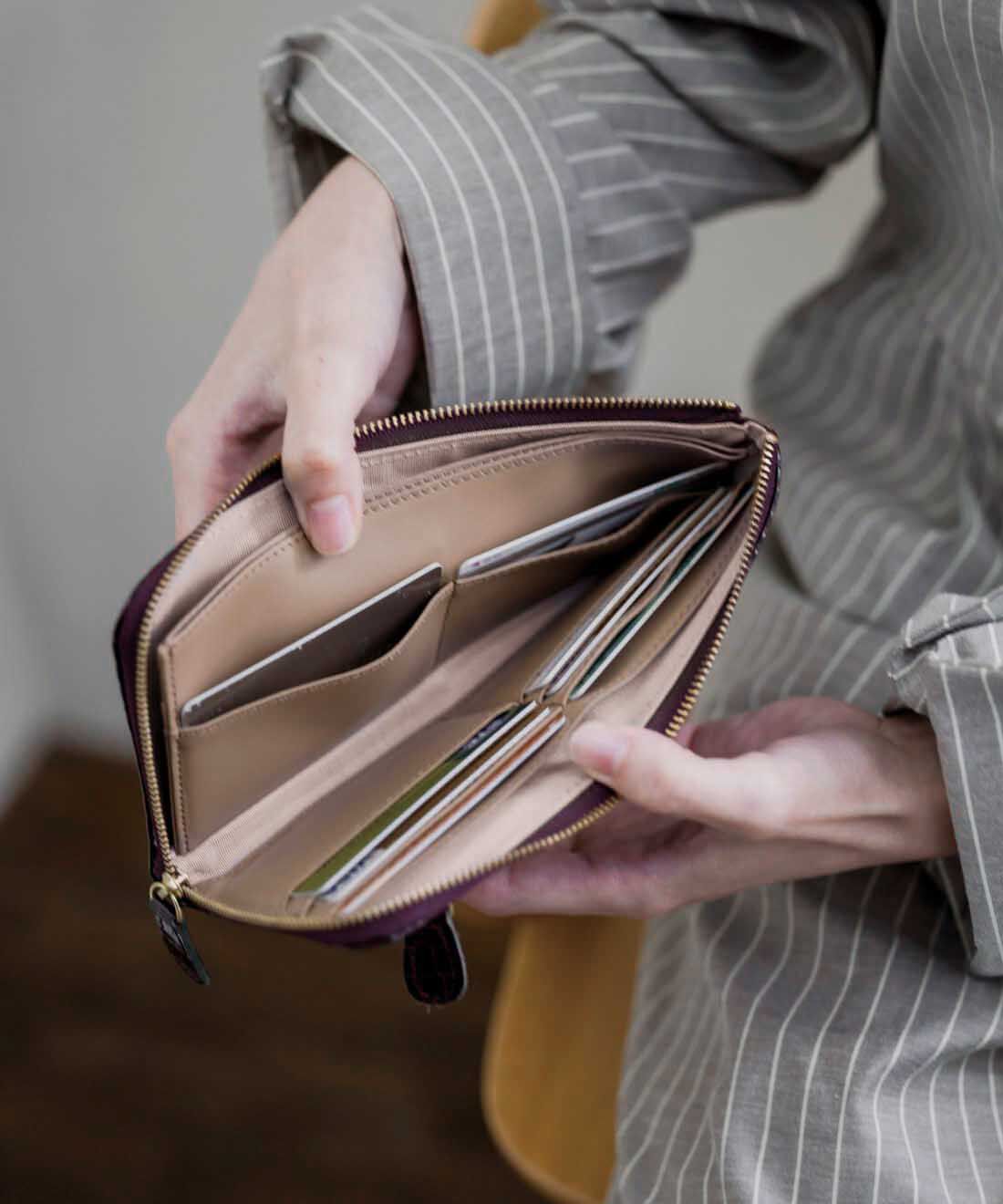 ＆Stories|財布職人が作った 職人本革のブレッシングウォレット〈ワインパープル〉[本革 財布：日本製]