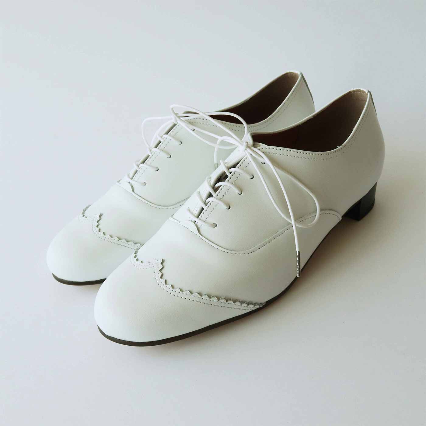 ＆Stories|長田の靴メーカーと作った 職人本革のレースアップシューズ〈ホワイト〉|今回から22cmサイズも登場。充実の8サイズ展開です。