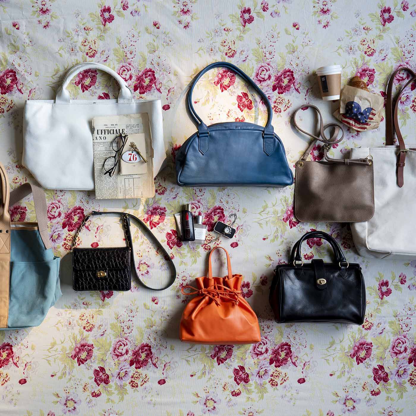 ＆Stories|ファッションスタイリストと作った　職人本革のフィアブルトート〈ブラン・ネージュ〉|この夏登場する革鞄は、どれもこだわり抜かれた逸品が揃っています。あたらしいシーズンの訪れをこの鞄たちと迎えてみませんか？