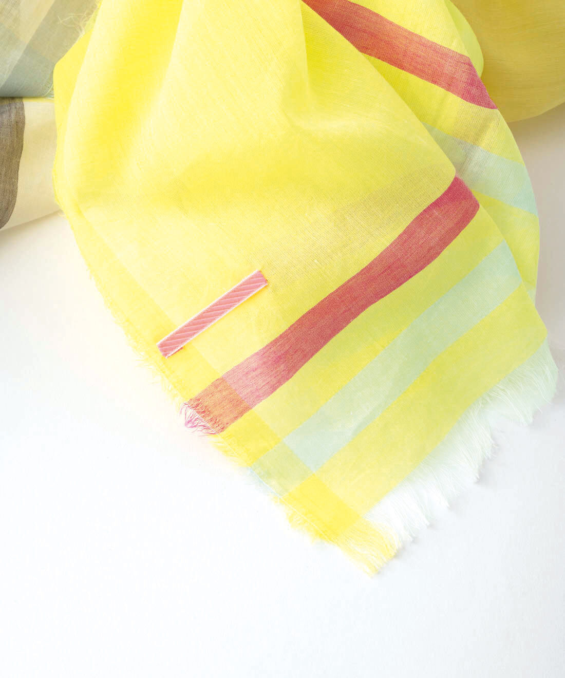 ＆Stories|テキスタイルデザイナーと作った 播州織のそよ風みたいなストール〈レモンイエロー〉[日本製]
