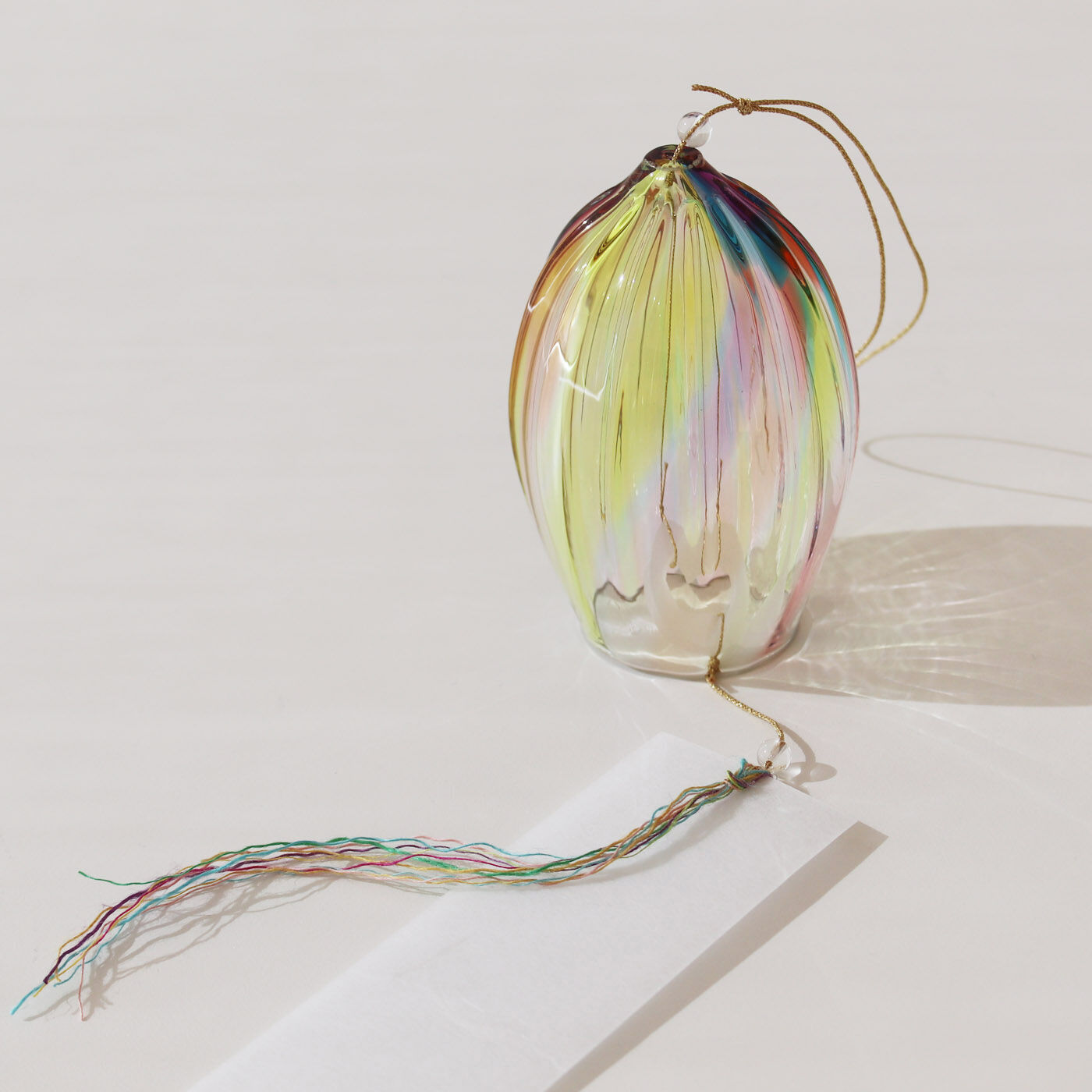 ＆Stories|小田原のガラス職人が作った　オーロラが溶け込んだ宙吹き風鈴