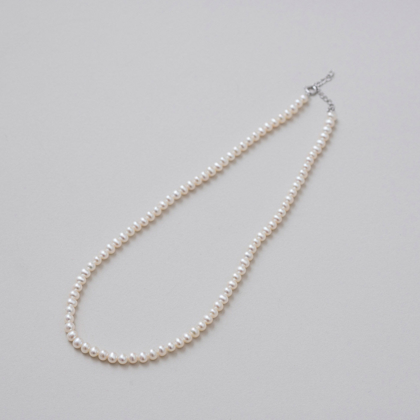 ＆Stories|神戸の老舗真珠メーカーが手掛けた 淡水パールのネックレス〈シルバー925〉