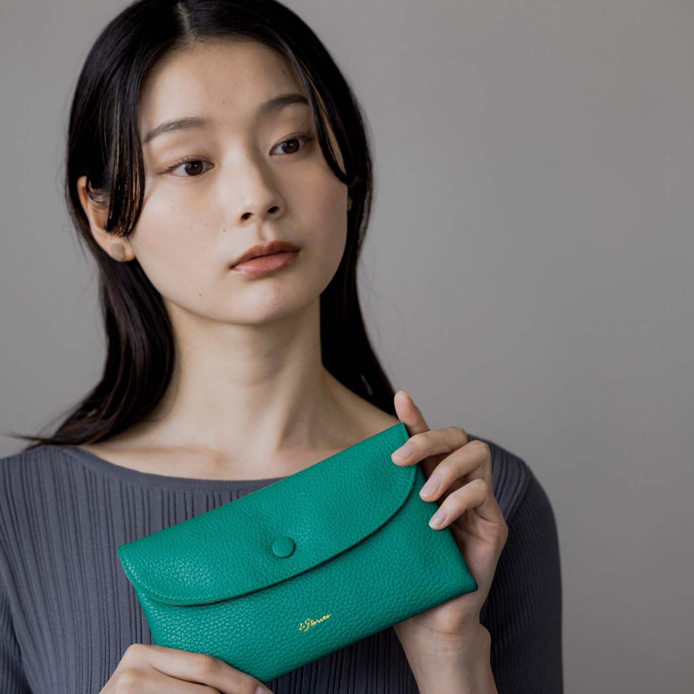 ＆Stories|大阪の財布工房がイタリアンレザーで誂えた　オッティモウォレット〈エメラルドグリーン〉[本革 財布：日本製]