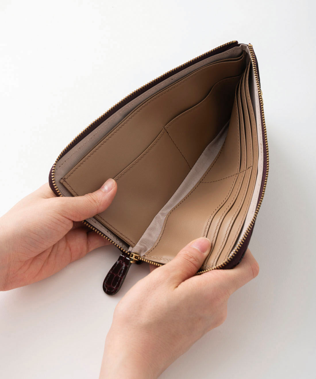 ＆Stories|財布職人が作った 職人本革のブレッシングウォレット〈ワインパープル〉[本革 財布：日本製]