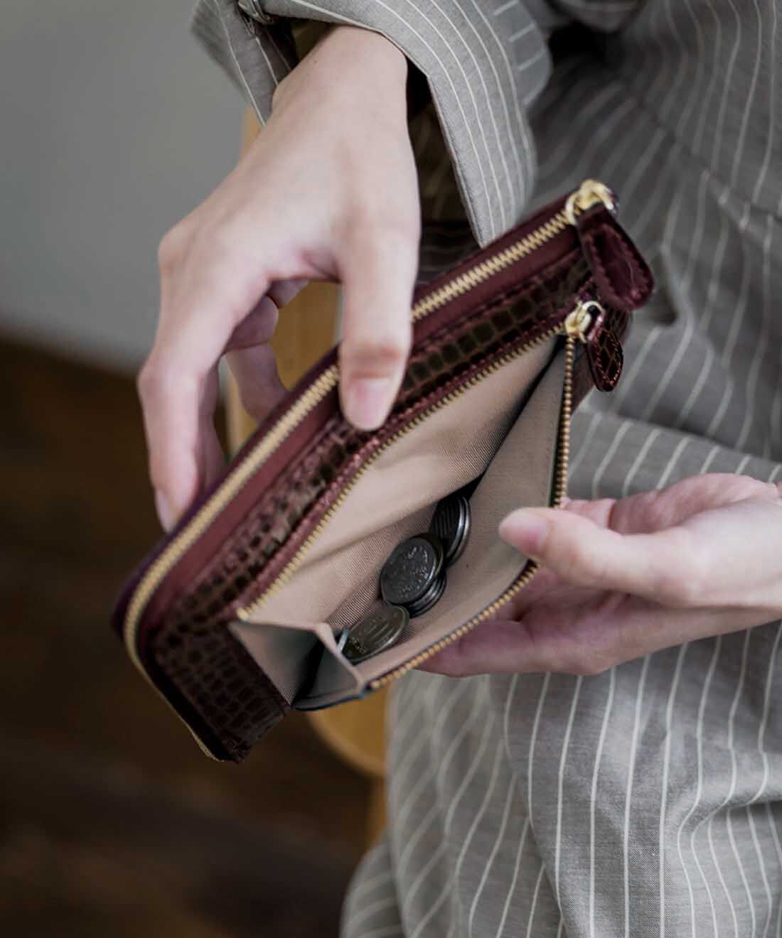 ＆Stories|財布職人が作った 職人本革のブレッシングウォレット〈ワインパープル〉[本革 財布：日本製]