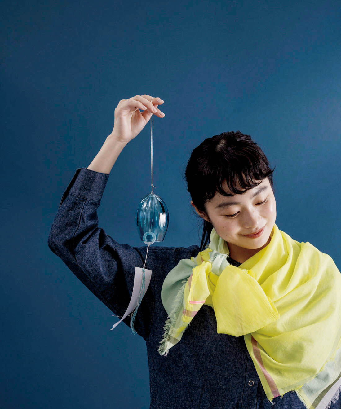 ＆Stories|小田原のガラス職人が作った 幻想的な海のグラテーションを閉じ込めた 宙吹き風鈴〈ラグーンブルー〉[日本製]