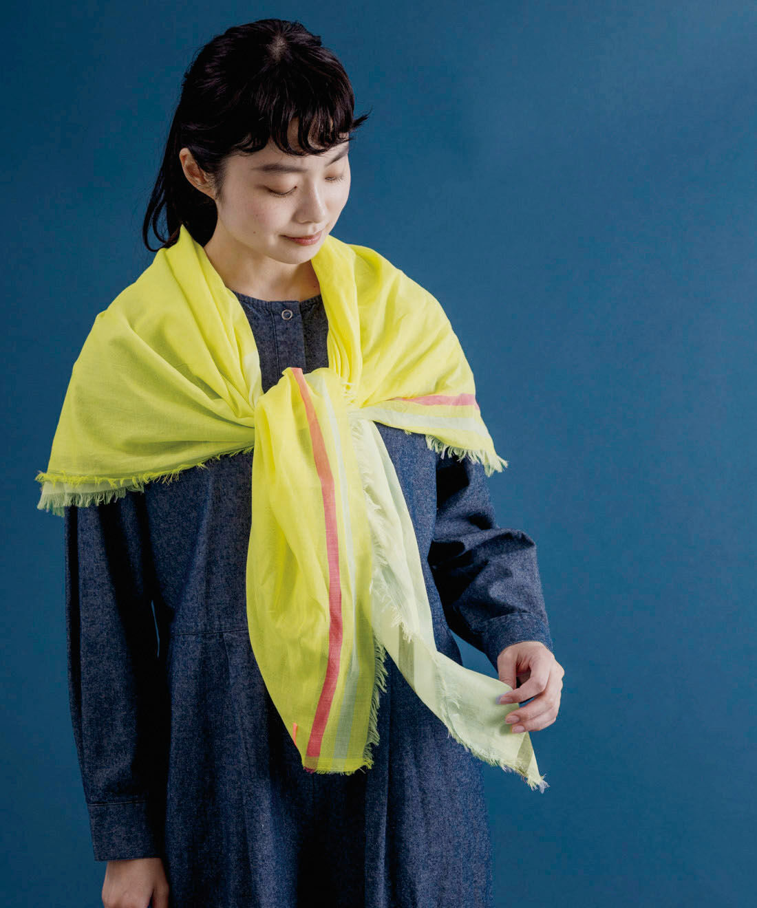 ＆Stories|テキスタイルデザイナーと作った 播州織のそよ風みたいなストール〈レモンイエロー〉[日本製]