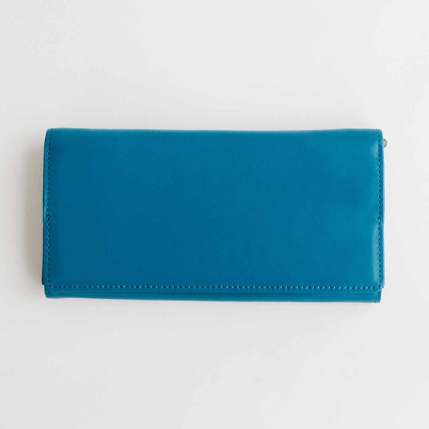 ＆Stories|職人仕上げの馬革ギャルソン財布〈ターコイズ色〉[本革 財布：日本製]|美しいターコイズ色をイメージして馬革。財布正面も上品な仕上がり。