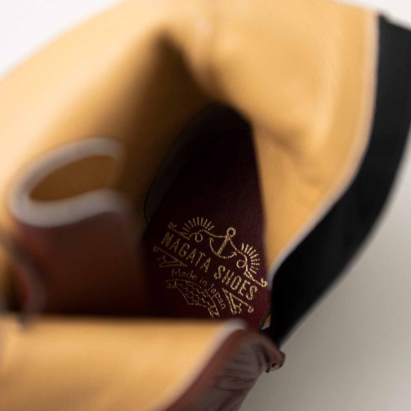 ＆Stories|長田の靴職人が作った　職人本革のウィングチップブーツ〈レッドブラウン〉|中敷きはドラマチックなワインレッド色。