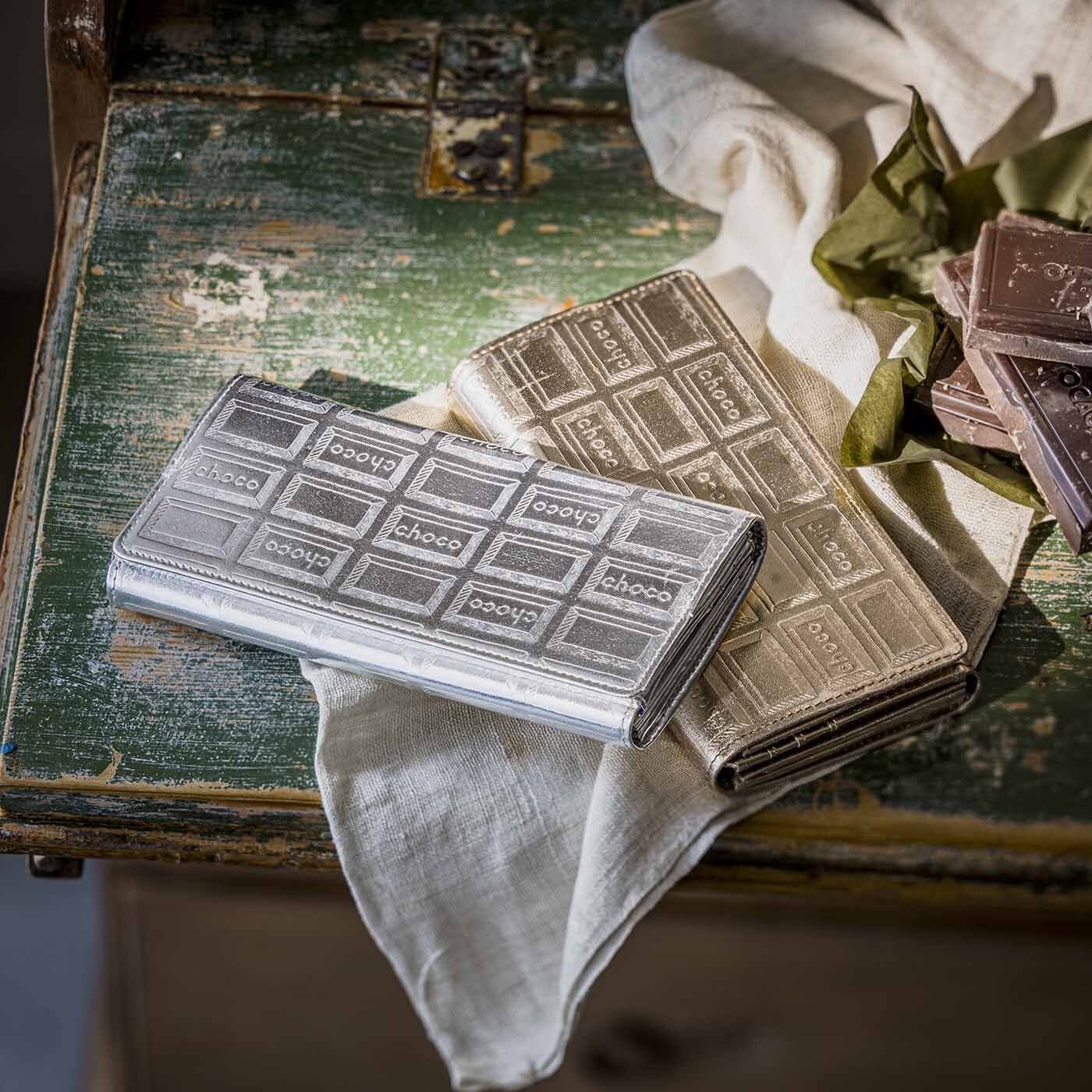 ＆Stories|チョコレートバイヤーが作った 職人本革のギャルソンウォレット〈シルバー色〉
