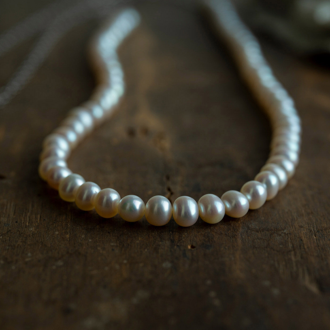 ＆Stories|神戸の老舗真珠メーカーが手掛けた 淡水パールのチェーンネックレス〈シルバー925〉