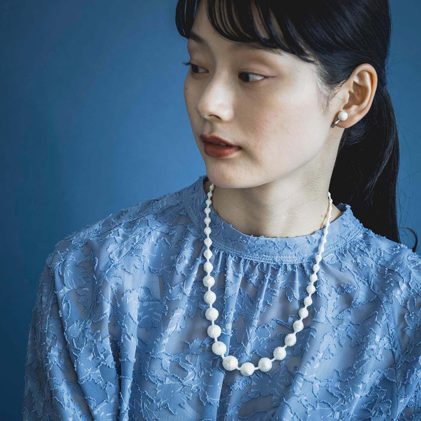 ＆Stories|群馬の刺繍工房が作った 特別な日のアクセサリーセット〈アイボリー×シルバー色〉　[日本製]
