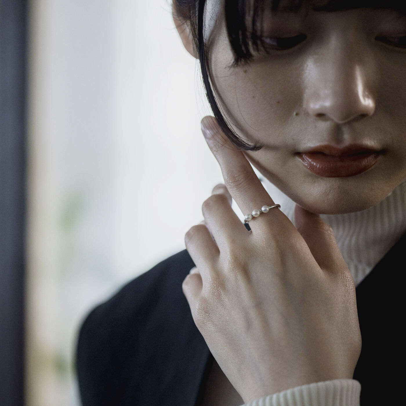 ＆Stories|神戸の老舗真珠メーカーが手掛けた パールクローヌリング〈アコヤ真珠・シルバー925〉