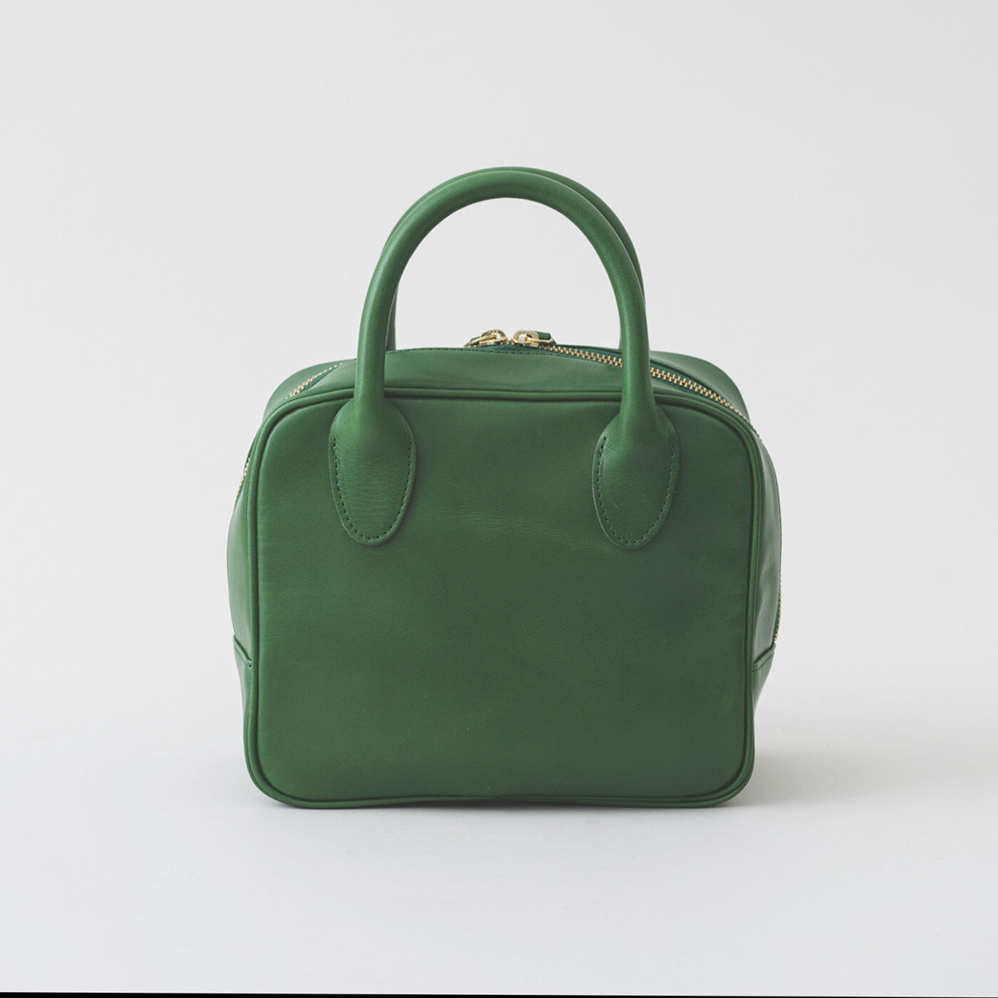 ＆Stories|プランナー山猫と鞄デザイナーが作った 職人本革のカレバッグ〈シーウィードグリーン〉