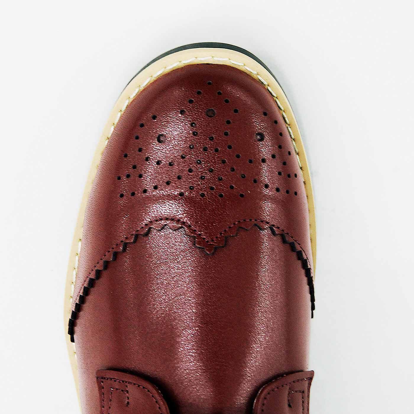 ＆Stories|長田靴職人が叶えた 理想の本革ウィングチップブーツ〈レッドブラウン〉[本革 ブーツ：日本製]|おしゃれなウィングチップデザイン。
