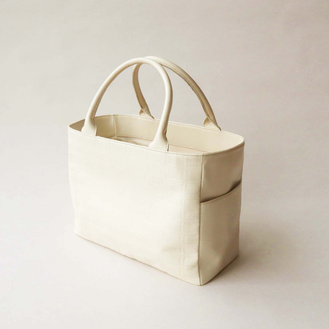 ＆Stories|チョコレートバイヤーと作った　職人本革のワークバルク鞄〈ホワイト〉