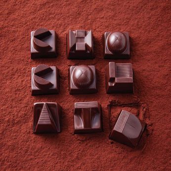 幸福のチョコレート | ショコラティエＭ　ＦＣＭロゴチョコ