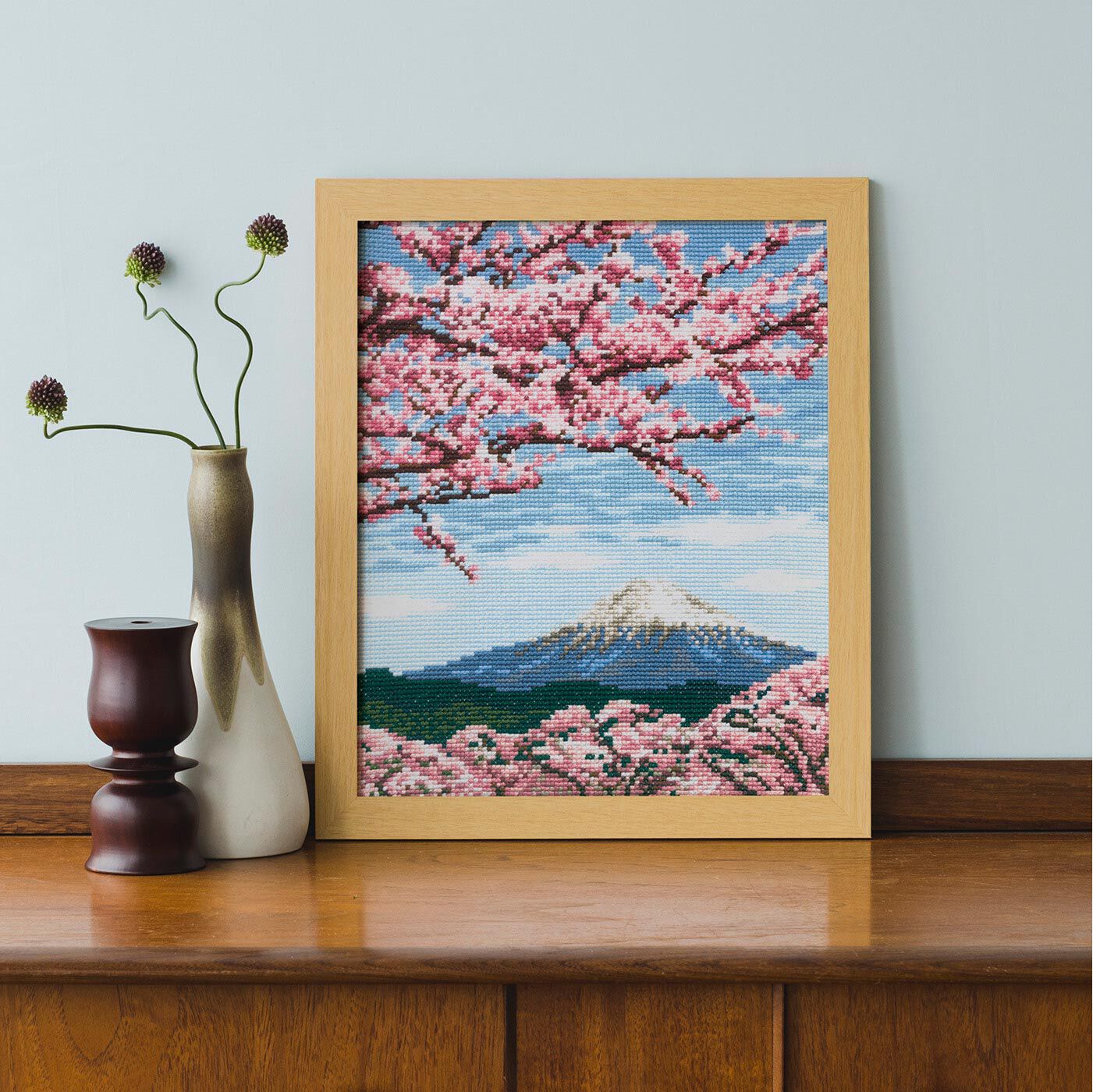 Couturier special|大きめのマス目で刺しやすい　日本の風景「桜と富士山」クロスステッチキット|※フレームはセットに含まれません。