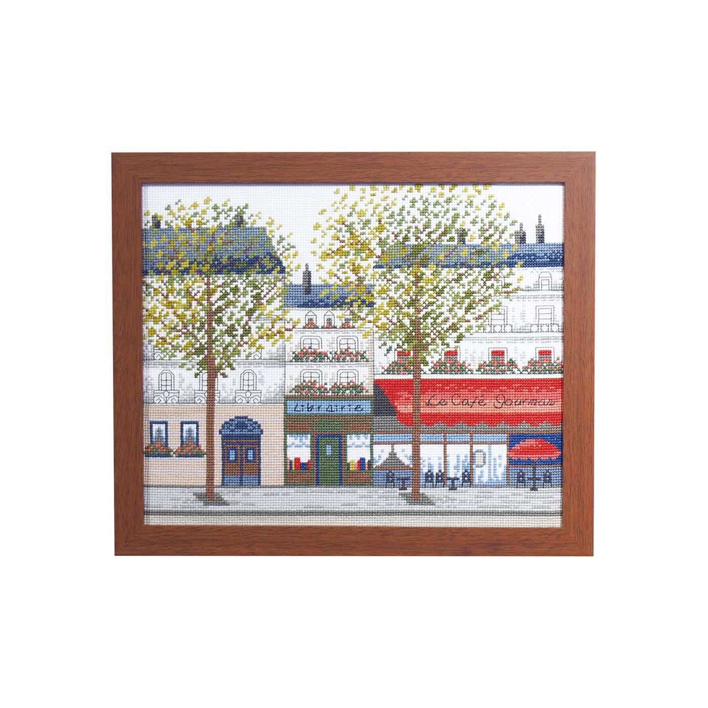 Couturier special|おしゃれなパリの街に胸ときめく　マロニエの並木通りのクロスステッチ