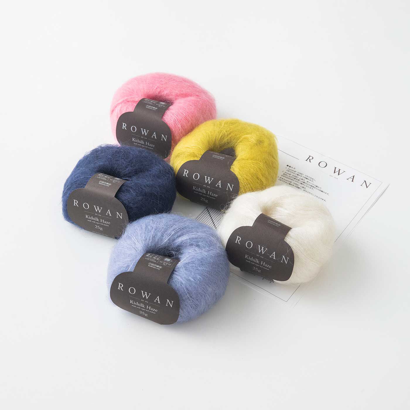 クチュリエスペシャル|ROWAN  Kidsilk Hazeで編む 棒針ロングマフラー キット|■お届けのセットです。