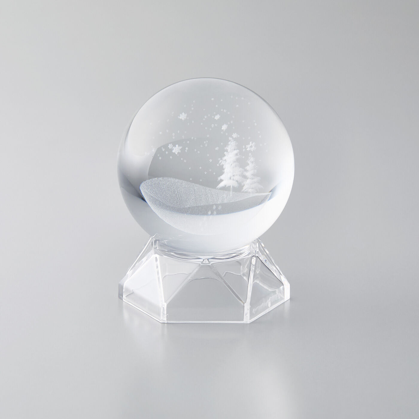 SeeMONO|3つの幸運な夢に誘（いざな）う ガラスのオブジェの会|雪……「純粋な心のシンボル」