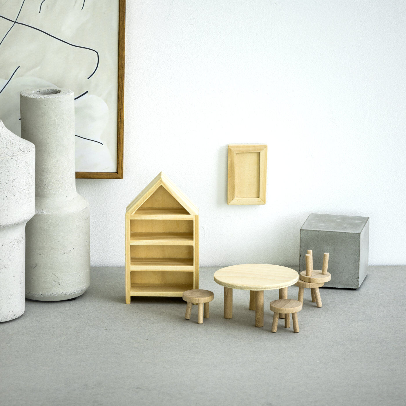 SeeMONO|スウェーデンの歴史あるミニチュア家具メーカーがつくったテーブル＆本棚セット／ルンドビー