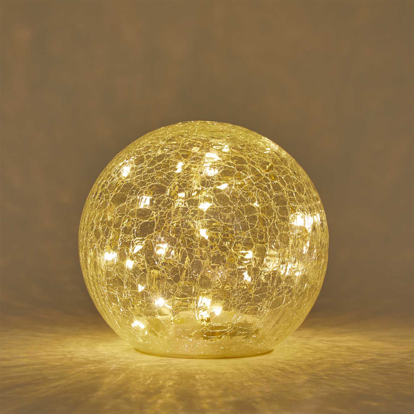 SeeMONO|お部屋を光でデコレーション　クラック加工をほどこした球体ＬＥＤライト〈Ｌ〉|表面のクラック加工がやさしい光を生みだします。