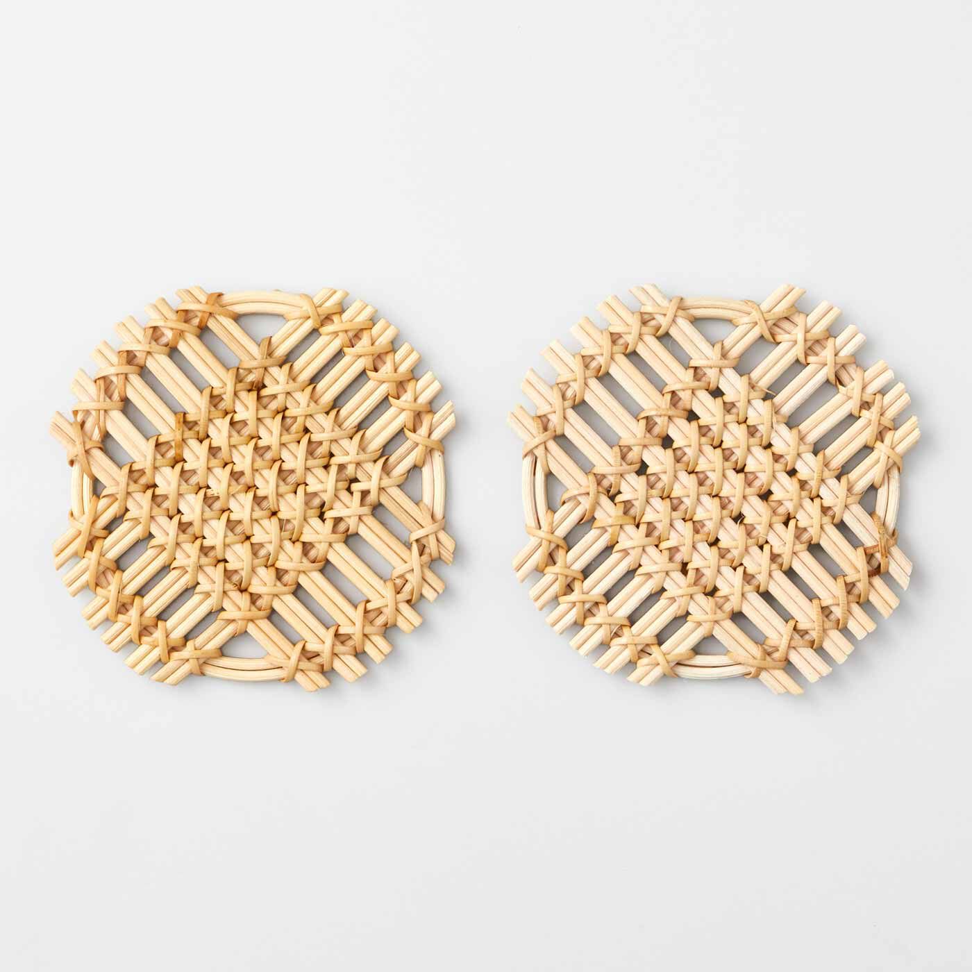 SeeMONO|堀川 波さんに教わる 籐編みの小皿＆コースターキットの会|クロス編み（小）：1セットで作れる目安：2個　直径約11.5cm