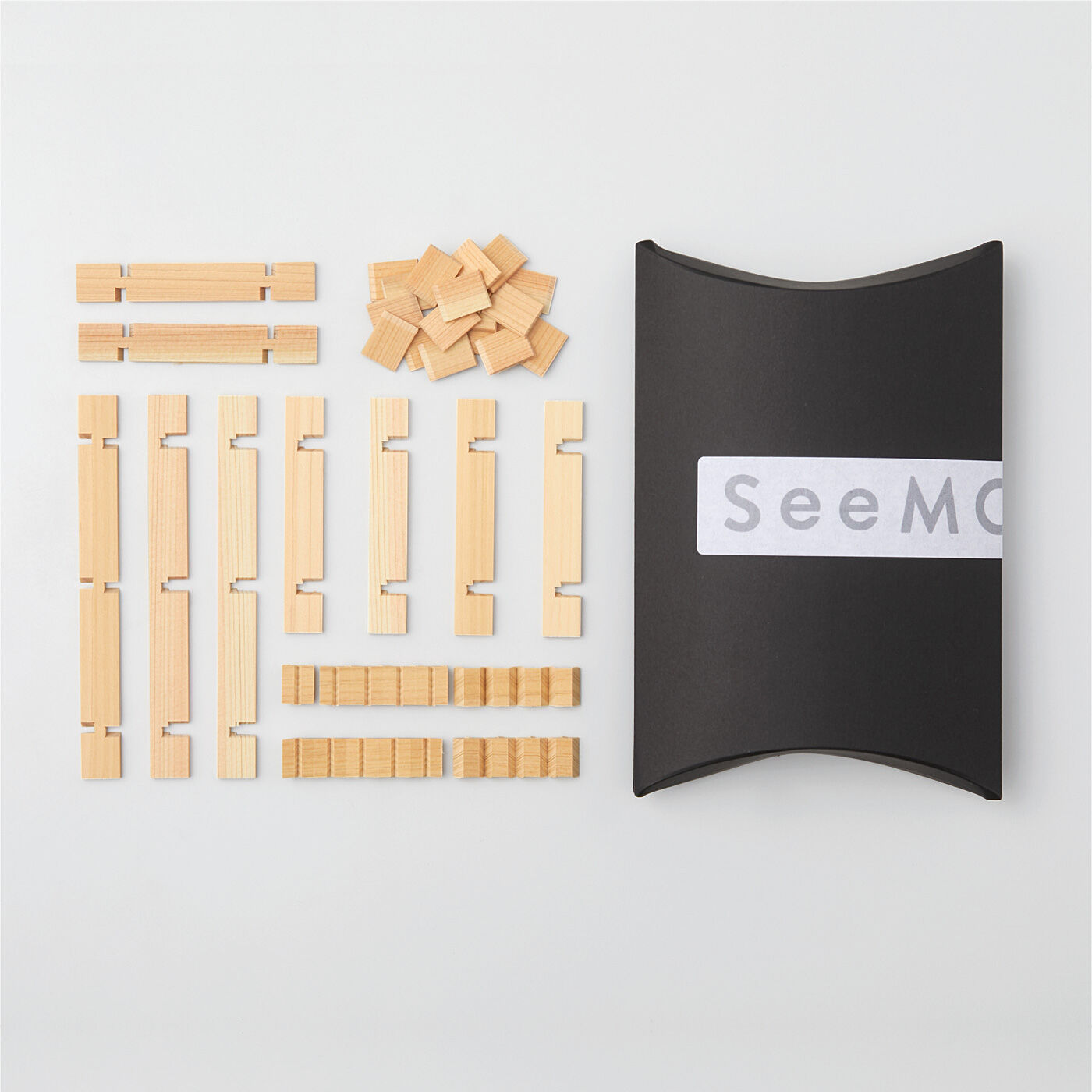 SeeMONO|建具職人さんと作った　組子細工のコースターキットの会|・1回のお届けキット例です。