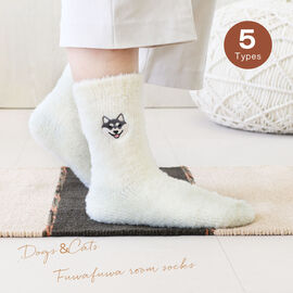 FELISSIMO PARTNERS | かわいいわんにゃんマークのもこもこルームソックス
