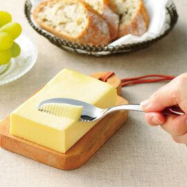 FELISSIMO PARTNERS | 切るすくう塗るはこれ１本パンのおともナイフ