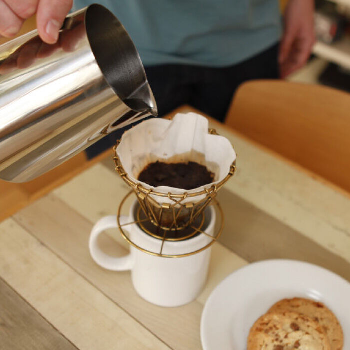 FELISSIMO PARTNERS|Kikkerland 折りたたみできる ブラスのコーヒードリッパー