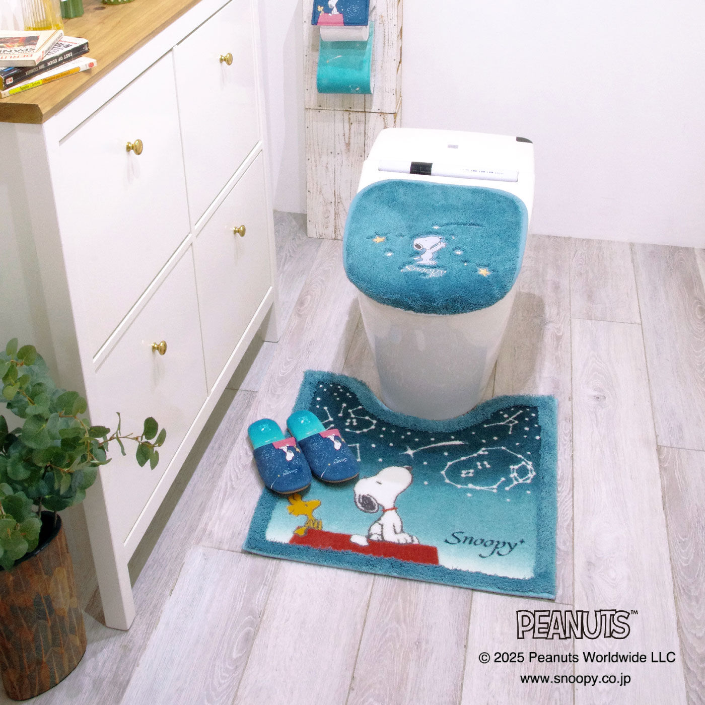 FELISSIMO PARTNERS|星空がロマンティックな　スヌーピーのトイレマット