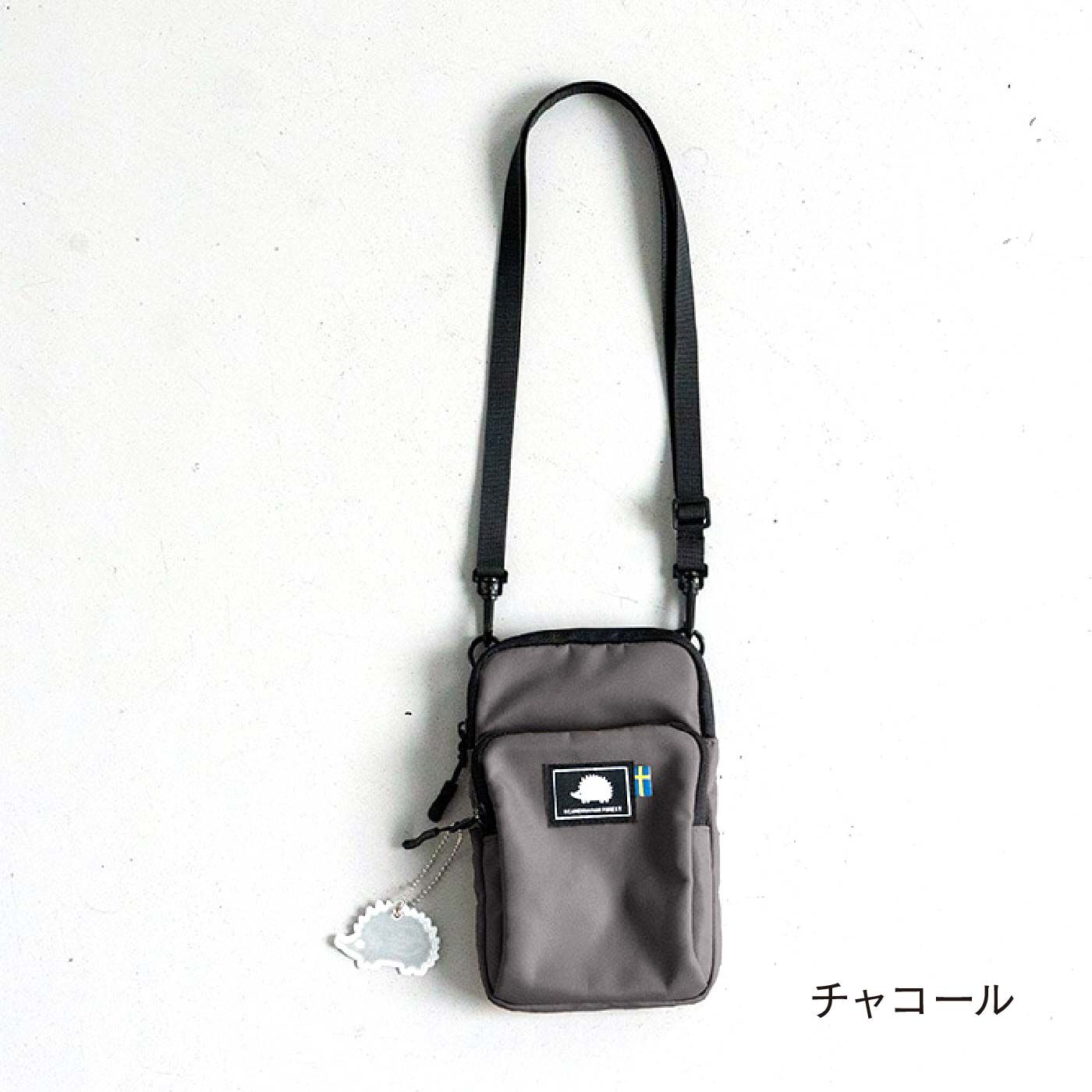 FELISSIMO PARTNERS|スカンジナビアンフォレスト　ハリネズミがかわいいスマホショルダー