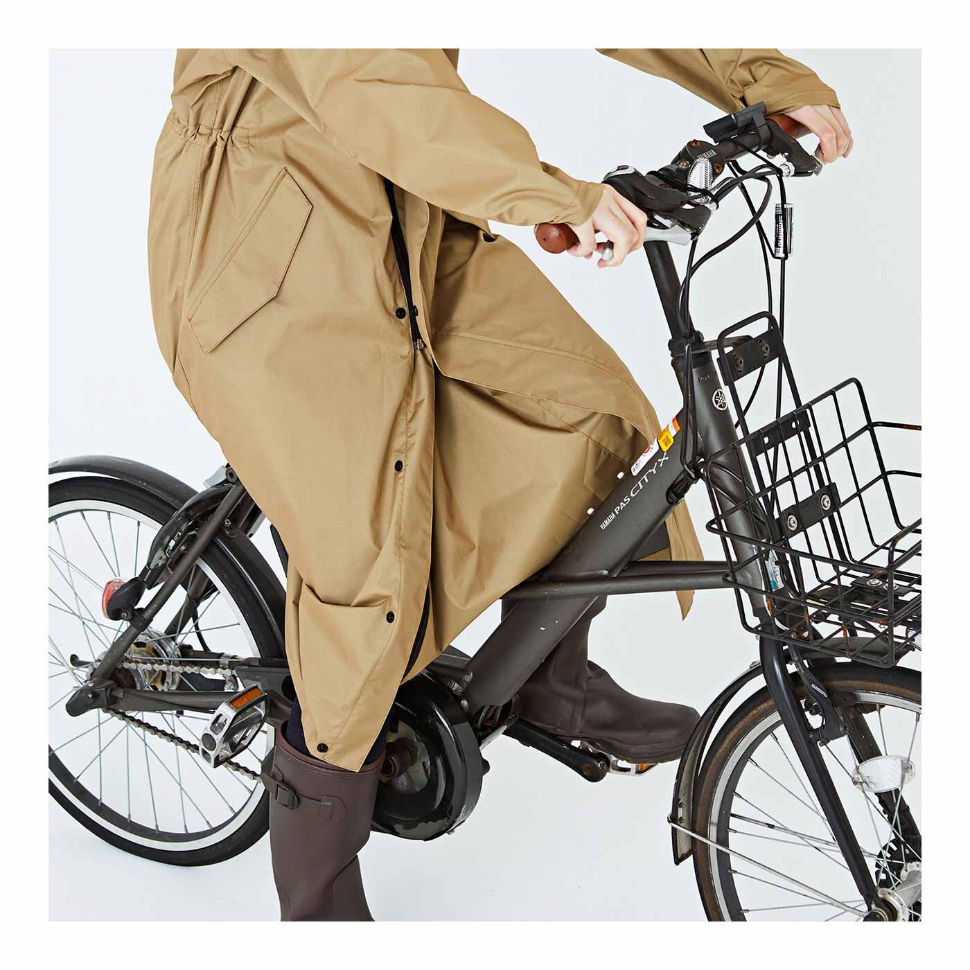 日常のサイクリングに 英国デザイナー レインジャケット 自転車 サイズXS 