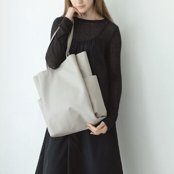 FELISSIMO PARTNERS | 充実の仕切りとポケット 収納上手になれる トートバッグ