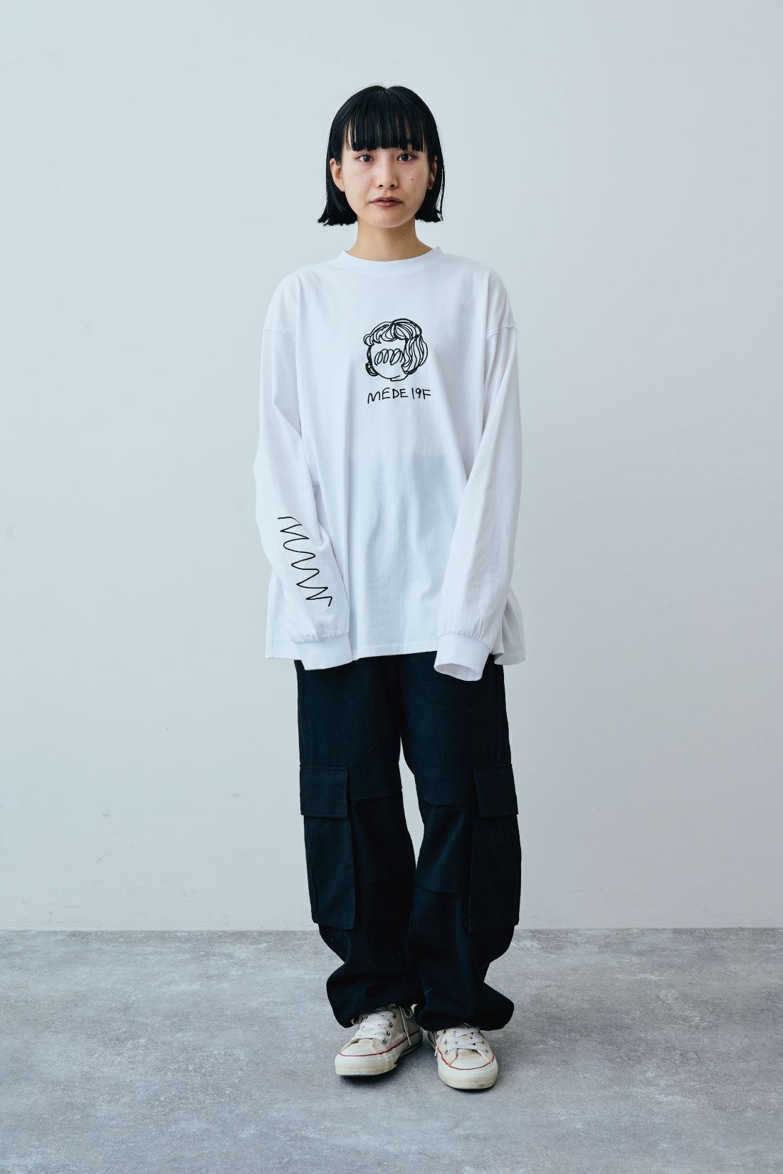 MEDE19F|ART meets MEDE19F　ロングスリーブTシャツ〈Sayuri Nishikubo〉|モデル身長：158cm　着用サイズ：M