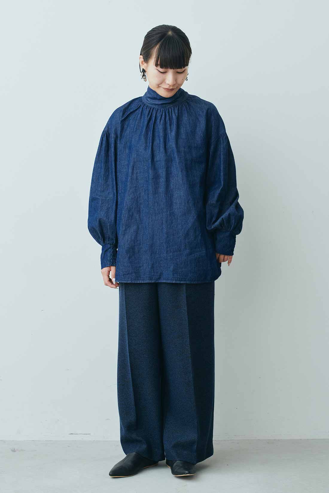 MEDE19F|MEDE19F　ツイードライクなリラックスワイドスラックス〈ネイビーミックス〉|モデル身長：158cm　着用サイズ：M