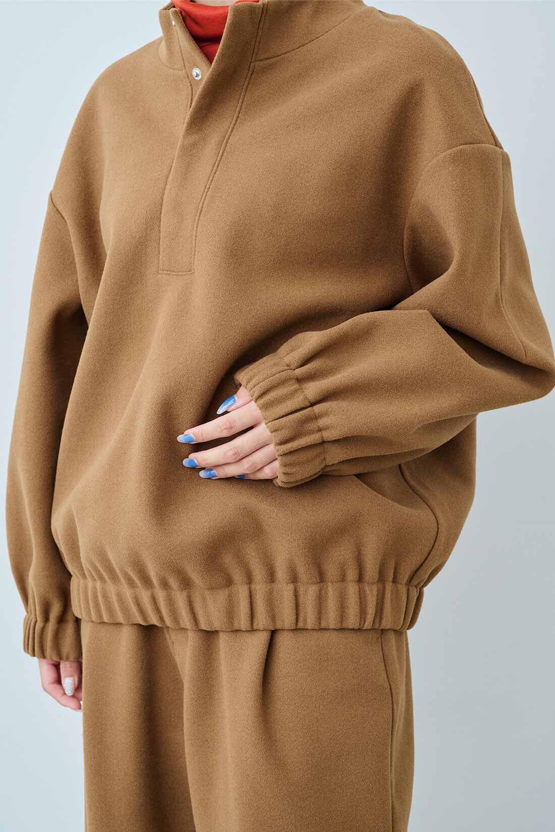 MEDE19F [メデ・ジュウキュウ]|MEDE19F　ポリエステルメルトンのボリュームトップス〈キャメルブラウン〉