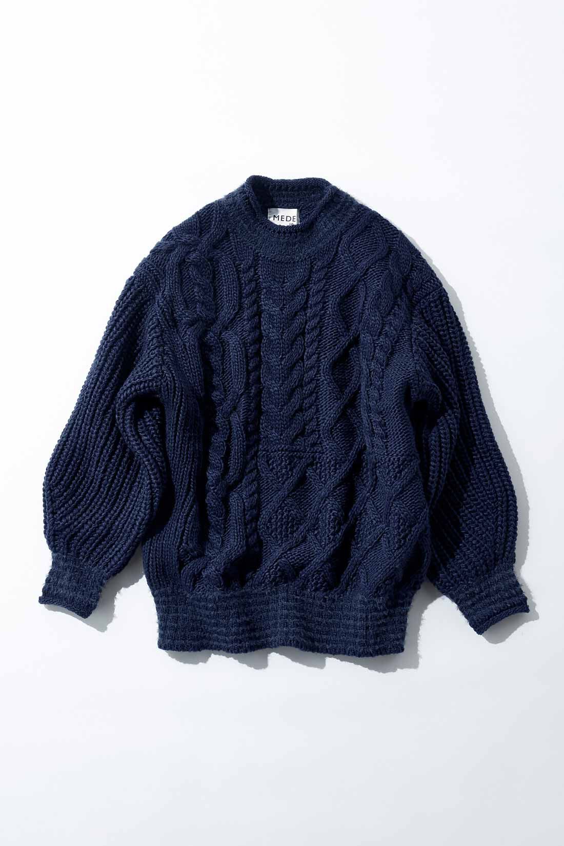 MEDE19F ケーブル編みオーバーサイズニット〈ネイビー